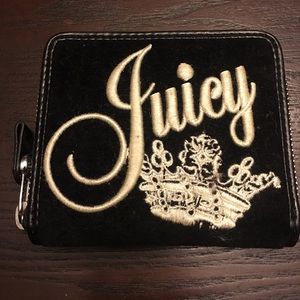 🦋 Juicy Couture Wallet